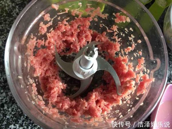 米粒|女儿放假非要住外婆家，说外婆做饭好吃，发来照片一看，惊了！