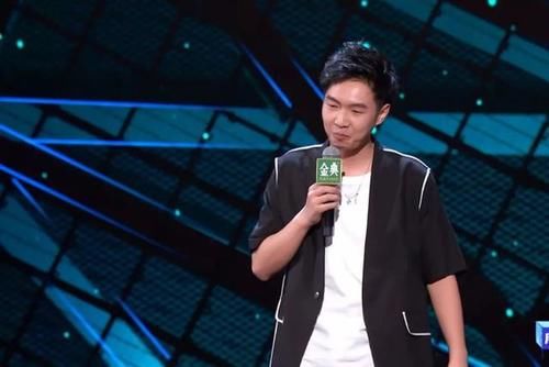楊笠|《脫口秀大會》：有人晉級成功，有人求婚成功，李誕淚灑現(xiàn)場