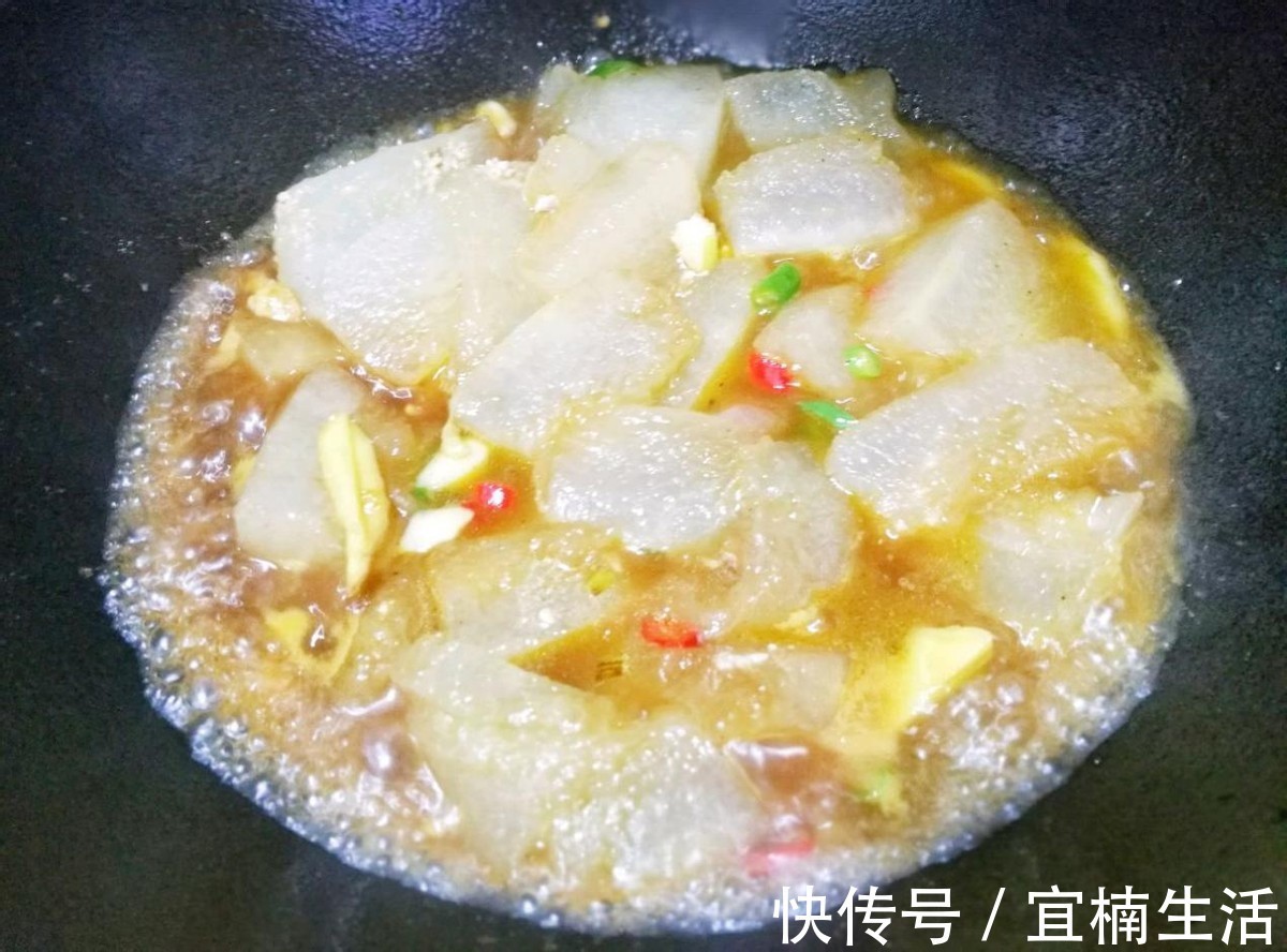 辣椒圈|爱吃冬瓜的一定要看过来,这样做出来的冬瓜比红烧肉还好吃,真香