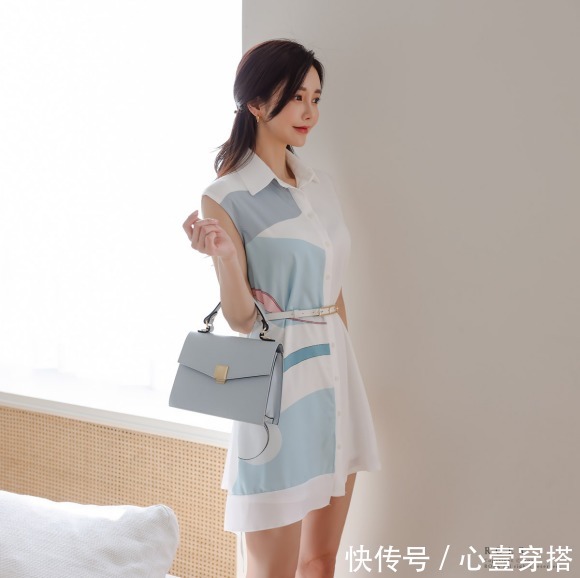 时尚|女神孙允珠高清时尚搭配:碧蓝方块格纹金属印花时尚裙