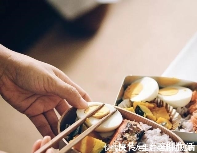 看了這位日本媽媽的日常曬照,一方小院的鄉(xiāng)下的生活,令人羨慕