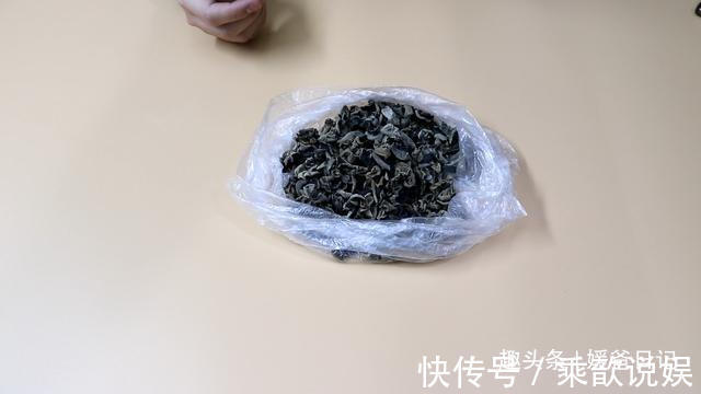 今天才知道，家里有6种食品不怕过期，放越久越好，看完长知识了