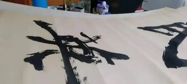 笔笔$“当代草圣”林散之题写“人民英雄纪念碑”,碑骨隶韵,惊艳书坛