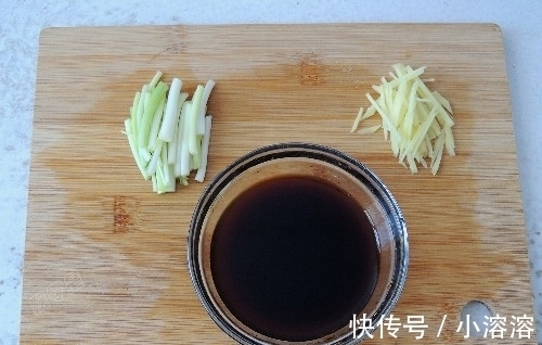 饭店|油焖大虾的家常做法，不用油炸，鲜香入味，在家做出饭店的味道