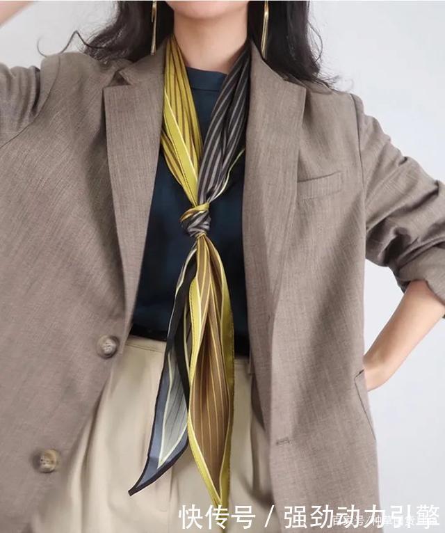 秋天毛衣、外套这么搭,太太太高级!