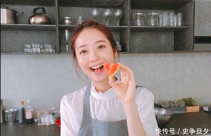 从不|长期化妆和“从不化妆”的妹子,皮肤会有什么区别?