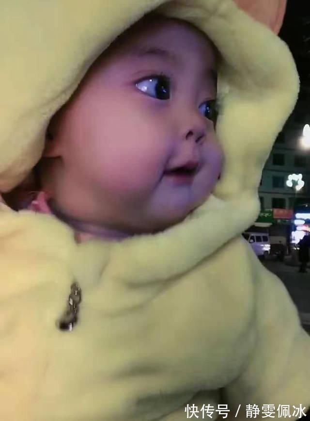 爸爸|爸爸带宝宝接妈妈下班,见到妈妈的那一刻,宝宝的反应太暖心