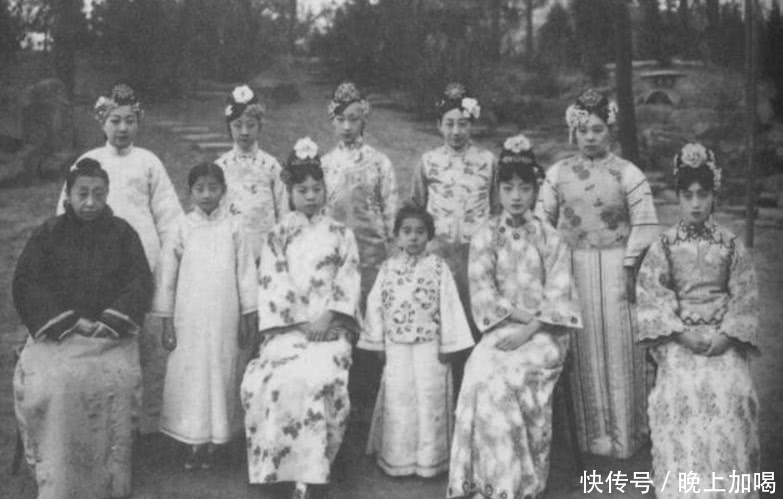 撕碎|她才是溥仪的最爱,生前曾虽被溥仪撕碎衣衫,死后却给她一项殊荣