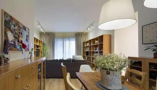 原木风|120㎡简约原木风,青梅竹马小夫妻温馨的家