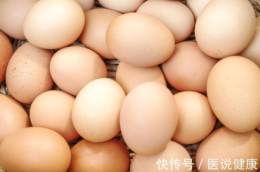 枕头|高血脂患者,想要控制血脂,要牢记这5件事,避免血脂升高