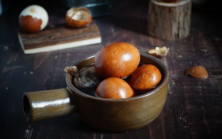 做五香茶叶蛋，用什么茶？教你正确做法，个个入味，茶香浓郁