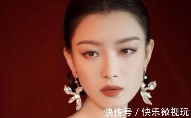 杏眼 “桃花眼”已经过时,现在流行这3种眼睛,又纯又欲,或许你也有!