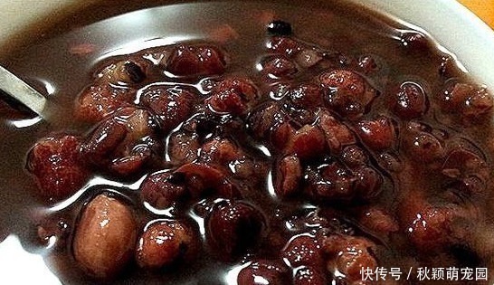红豆|女性每天要喝一碗它,补血效果好,脸色红润,40岁看上去像18岁