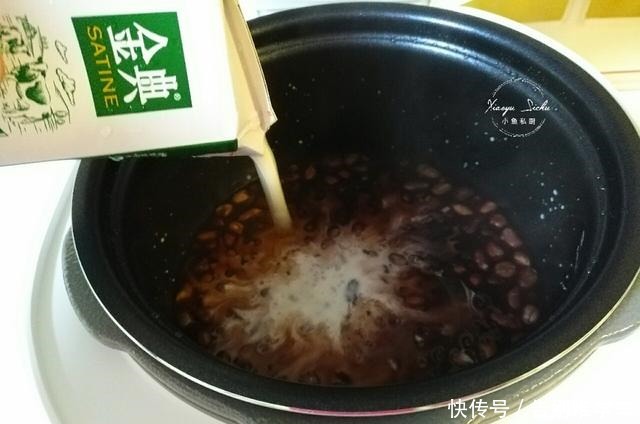  冬天，比奶茶还好喝的滋补养颜粥，每天喝一碗，手脚暖和不怕冷