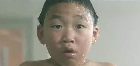 浴客|“孩子还小懂什么”宝妈带6岁儿子进女浴池,浴客的一番话太解气