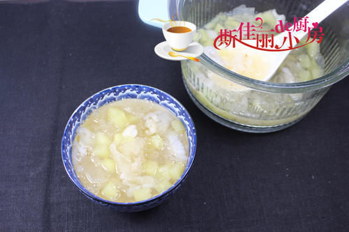 雪蛤|女人隔天喝一碗它,连面膜都省了,润燥养颜气色好,人人都吃得起