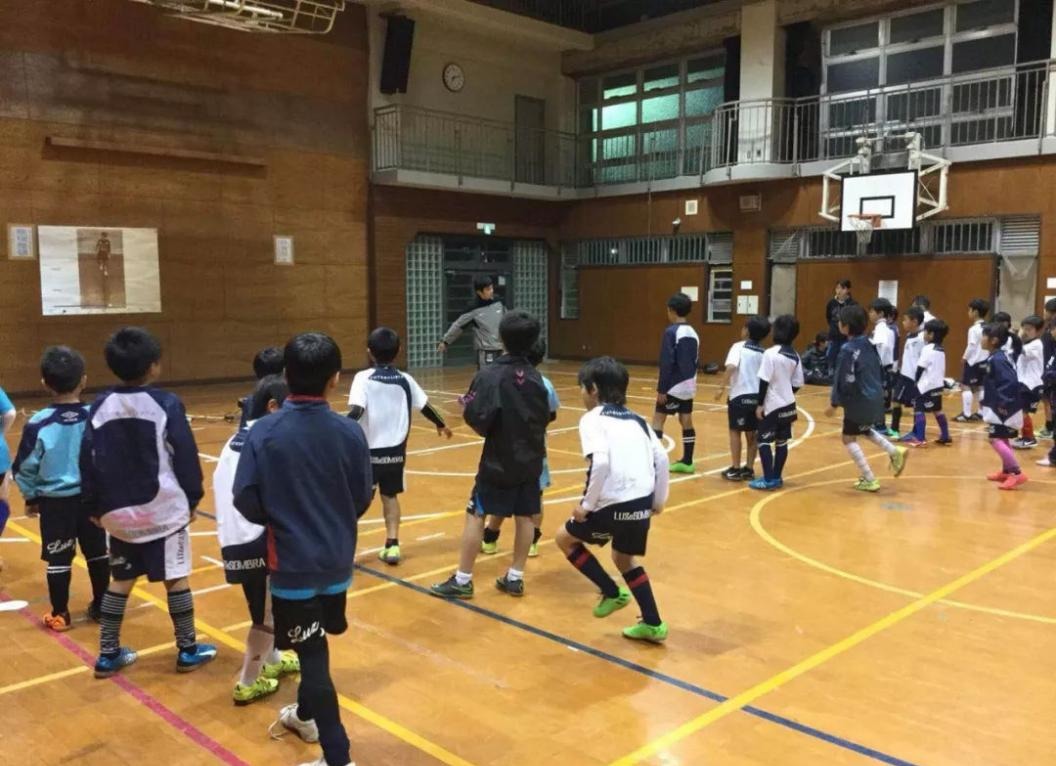 性平均身高为|100年日本人平均身高增长14.65厘米,看看日本都做了什么