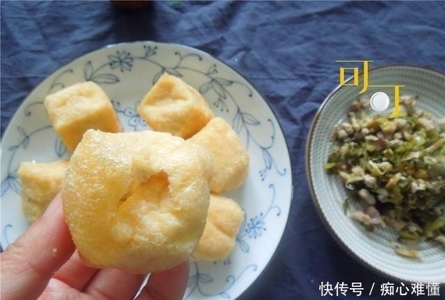餐馆|油豆腐这么做你估计没尝过,农家餐馆里卖30元,2分钟你就能学会