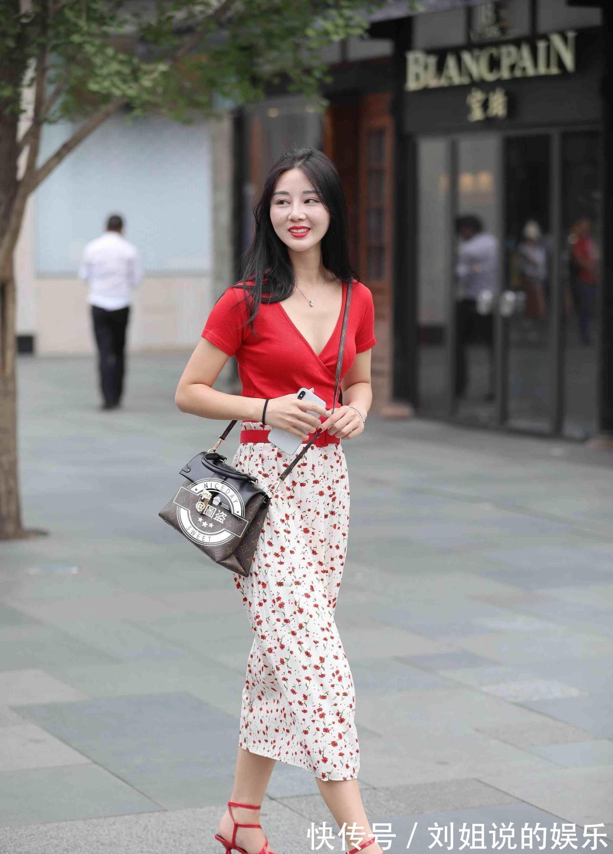 连衣裙|美丽优雅的连衣裙穿搭更显文雅范，彰显民国名媛风采，时尚十足