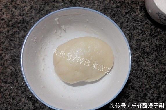 自制水果糯米糍,喜欢吃啥就包啥,做法简单值得一试