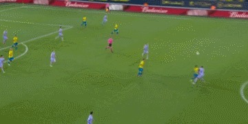 一对一|他是巴萨鲜有的亮点!22岁的新范迪克:10次一对一赢下9次