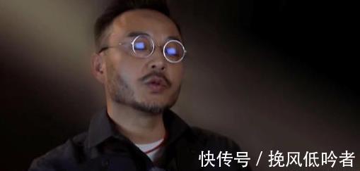 汪涵石頭上烤肉,李誕嫌臟不吃,陳赫吃肉的表情說明一切