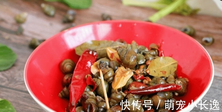 它被誉为“淡水鲍鱼”，钙是牛奶10倍，是海参6倍，才卖10元1斤