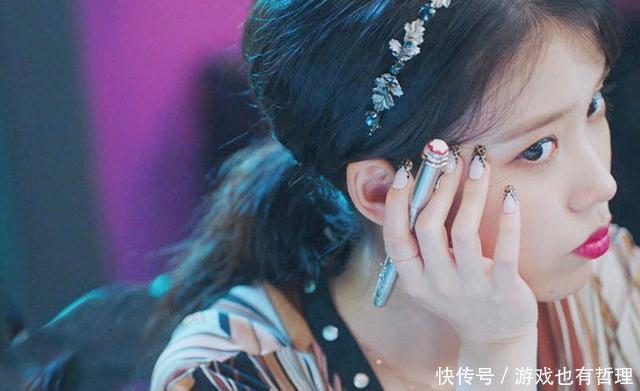 今年流行“七彩小发饰”!个性又独特!明星们都上头了!