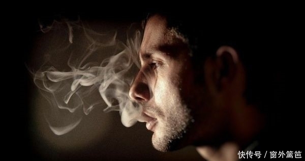 吸烟率|男性开始衰老时,身体一处会“变小”,若你没有,那恭喜你还年轻