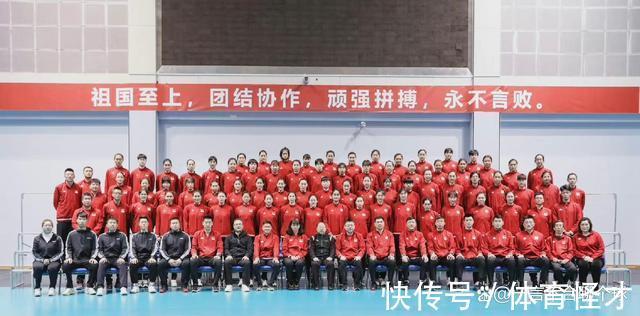 教练组|蔡斌教练组大调整!陈友泉或成二把手,袁心玥当新任女排队长?
