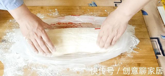 小窍门|香酥油条家常做法，掌握这几个小窍门，蓬松酥脆又健康，闻味都香