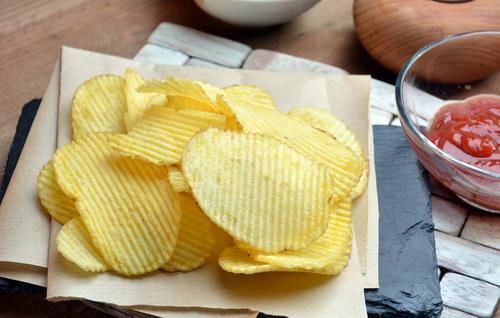 家常脆薯片，学会自己烤，少油少盐健康版，脆得掉渣的低脂小零食