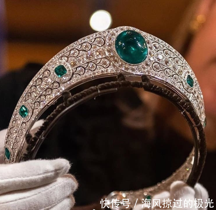 英国女王|那些惊艳了时光的首饰,英国女王戴安娜王妃和凯特都爱的璀璨珠宝