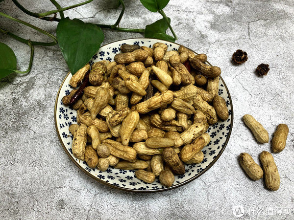 花生|水煮花生，什么时间放盐最合适？放错了，花生发黑还不入味儿