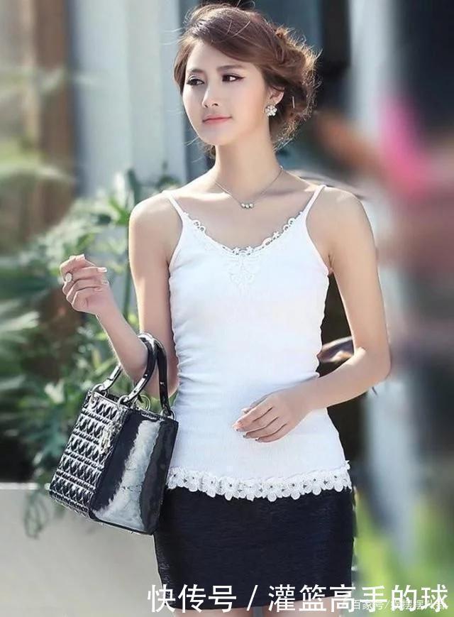 泪水|街拍美女曾试着忘记,却发现凝结泪水的双眸,竟成了思念的窗口