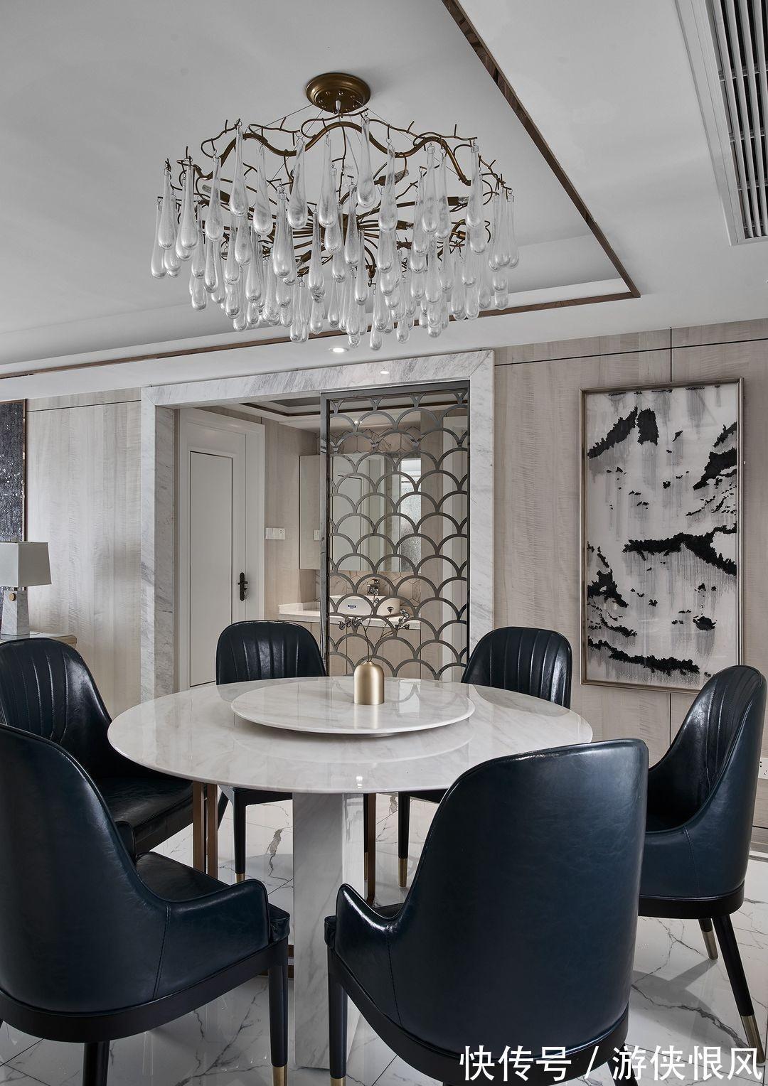 空间|浓郁的浪漫轻奢氛围，打造唯美三居室，让生活变得丰富立体