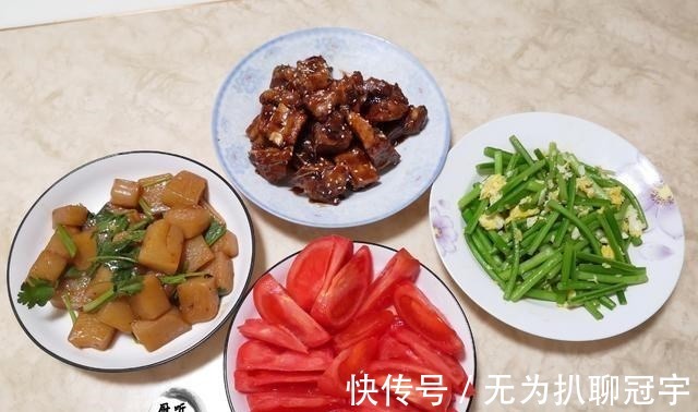 宝妈|一家三口的晚餐，半小时搞定，晒朋友圈，网友：家的味道，真香