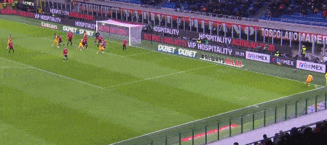 迈尼昂|吉鲁点射!意甲:米兰3-1罗马 伊布助攻莱奥锁定胜局