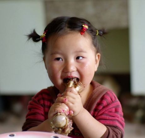 脾胃|4岁男娃查出脾胃衰竭!家长无知:3个饮食误区,迟早毁了孩子脾胃