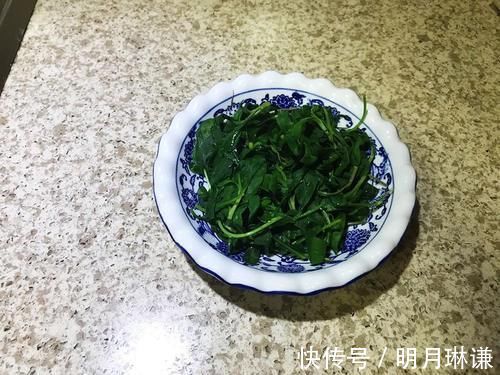 菊科马兰属|曾是民间救饥菜,如今6元一斤成高钾菜,营养比菠菜高,可别错过