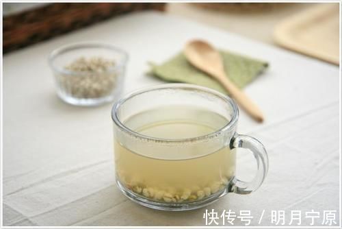 本草纲目|排湿就喝薏米水，美容养颜还消肿？关键是你得这样配，喝对才有效