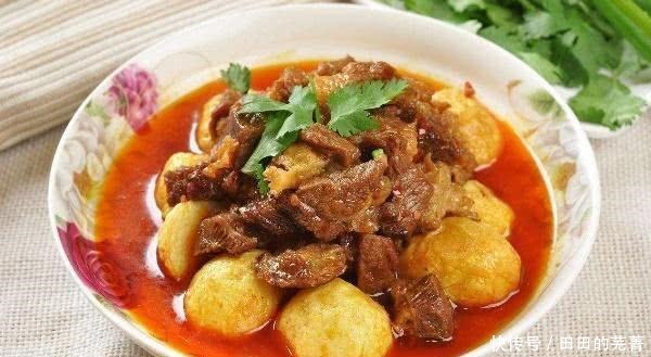 技巧|做菜想要味道浓郁,按照技巧加入盐!味道香浓,家人都很爱吃!