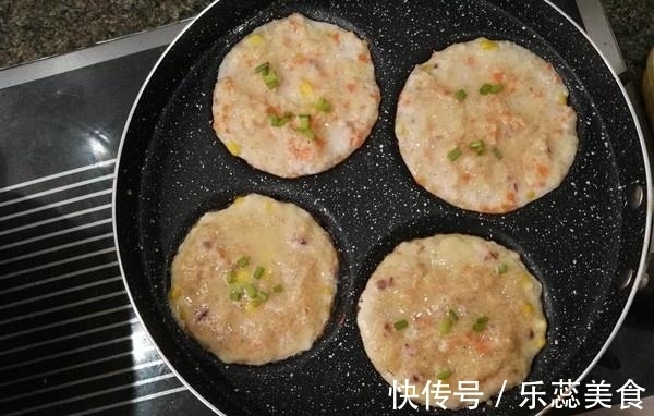料理机|这早餐饼好吃还不长肉，我家几乎每天吃，5分钟出锅，全家抢着吃