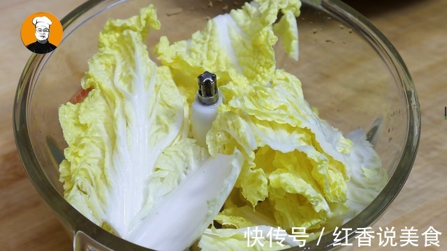 调饺子馅时，牢记“3放2不放”，不管调什么馅的饺子，都特好吃