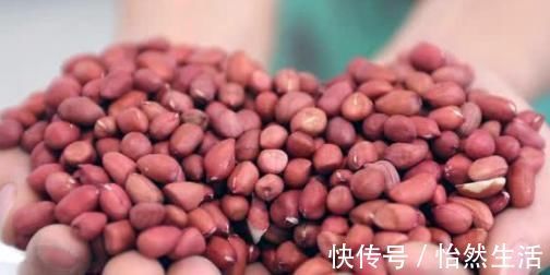 维生素c|生花生、熟花生哪种更健康？二者的营养竟差如此多！多数人吃错了