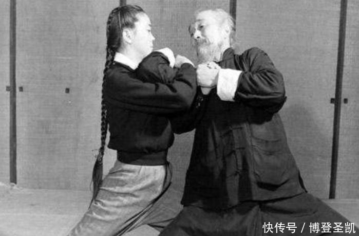 武术大师都身怀绝学,为何抗战时全销声匿迹?金庸先生一语道破