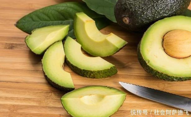 水果|患痛风的人,尽量多吃两道菜,少碰三种水果,可以使尿酸不升而降