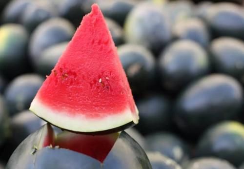 月经期间|子宫“最怕”4种水果,医生建议少吃,保养子宫或可坚持2个习惯