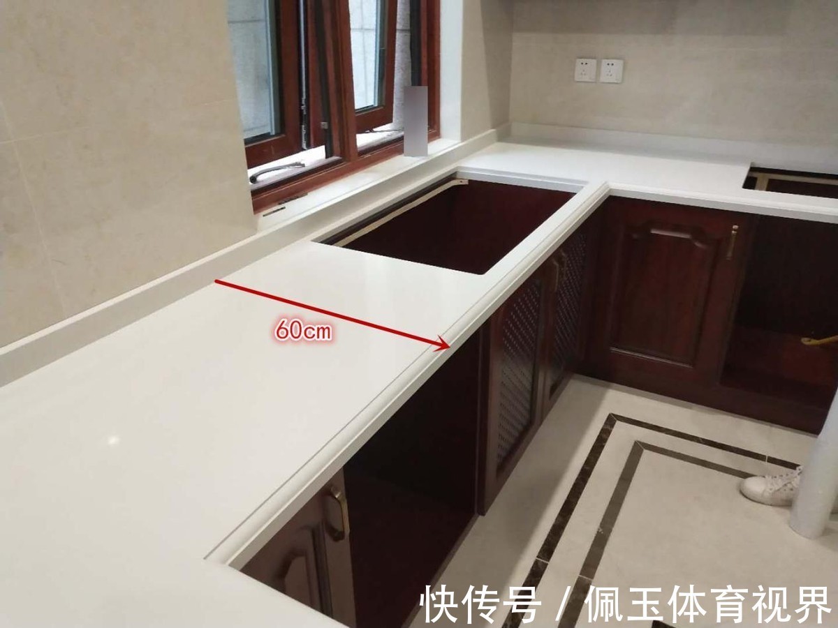 碗碟|定制橱柜台面60公分,我跟邻居学一招,台面加宽20cm,好用到犯规