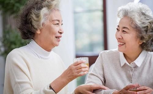 栗子|更年期的女性别太节俭，经常吃4种碱性食物，或能帮你补充雌激素